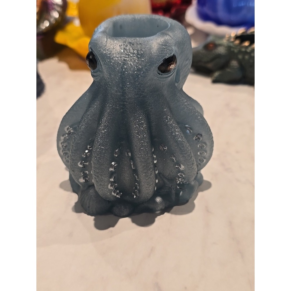 Resin‎ Handmade Kracken Squid Blue Silver Decoration Gift. 619